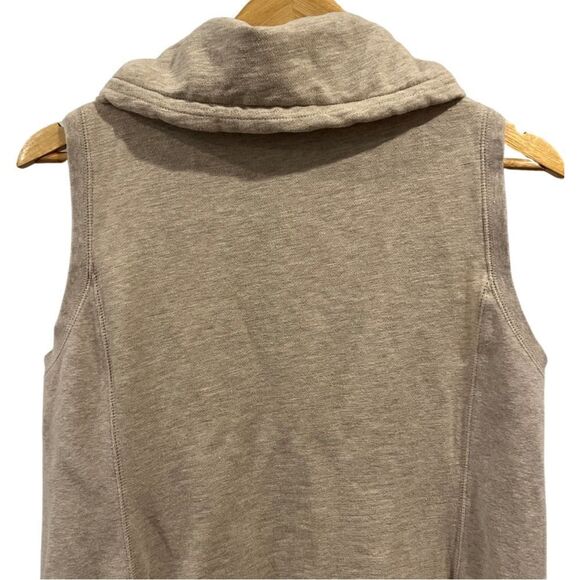 Coldwater Creek Fleece lined zippered tan vest Size M - Picture 3 of 7